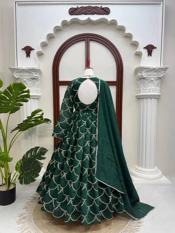 Green_Mal_Chanderi_Designer_Gown_Set