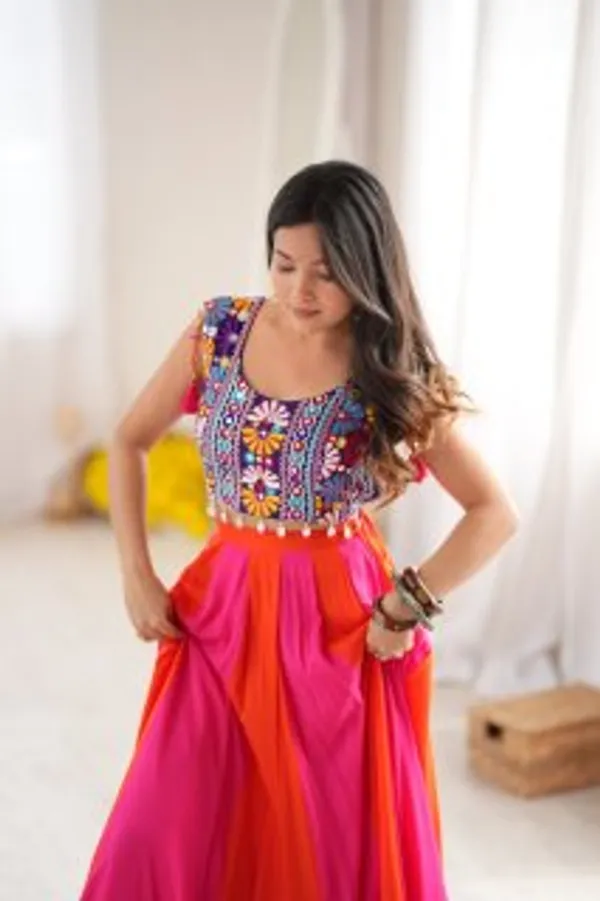 Havy_Reyon_Multi_Lehenga_Set