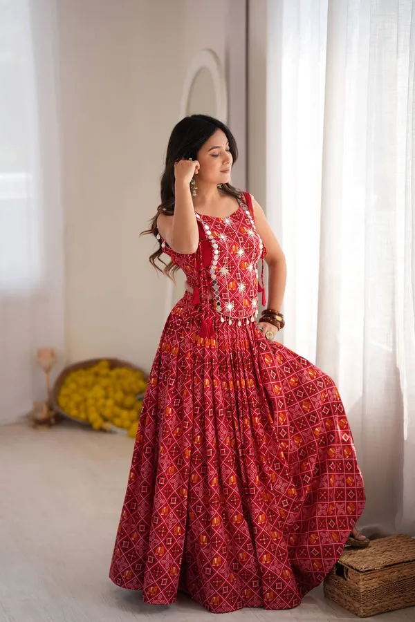Havy_Reyon_Red_Lehenga