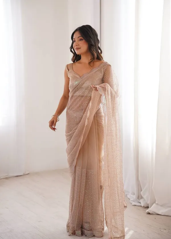 Havy_Soft_Ne_Silver_Saree