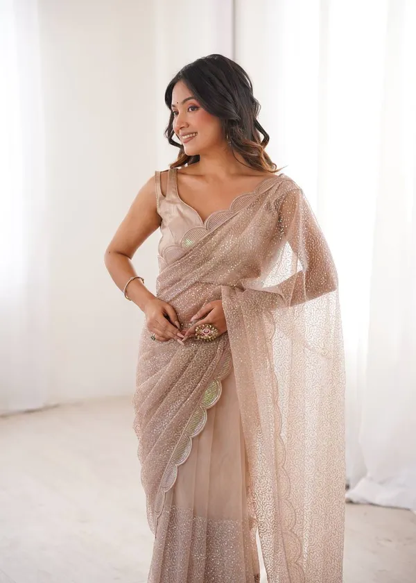 Havy_Soft_Ne_Silver_Saree