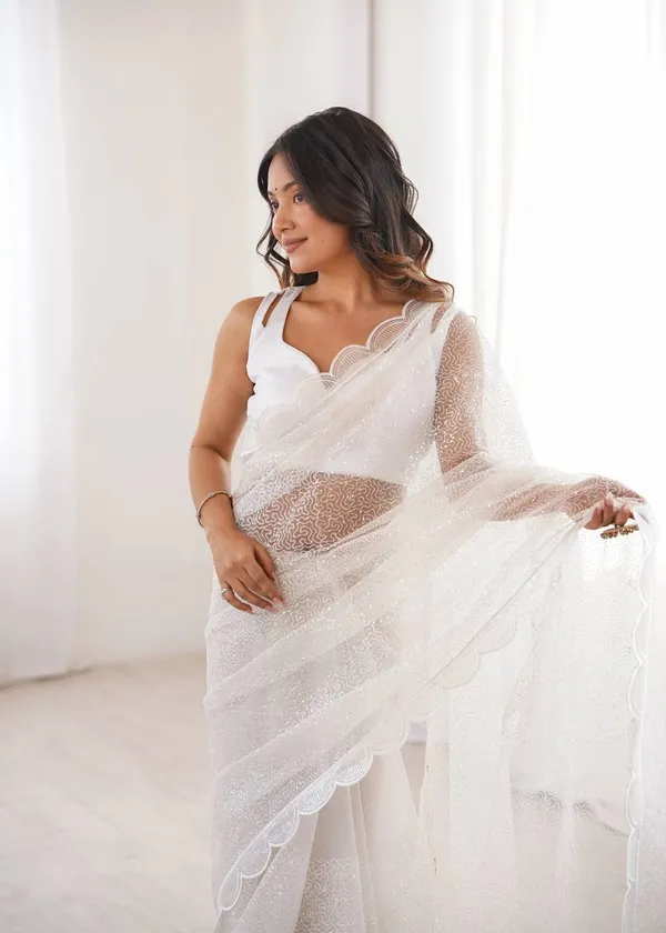 Havy_Soft_Net_White_Saree