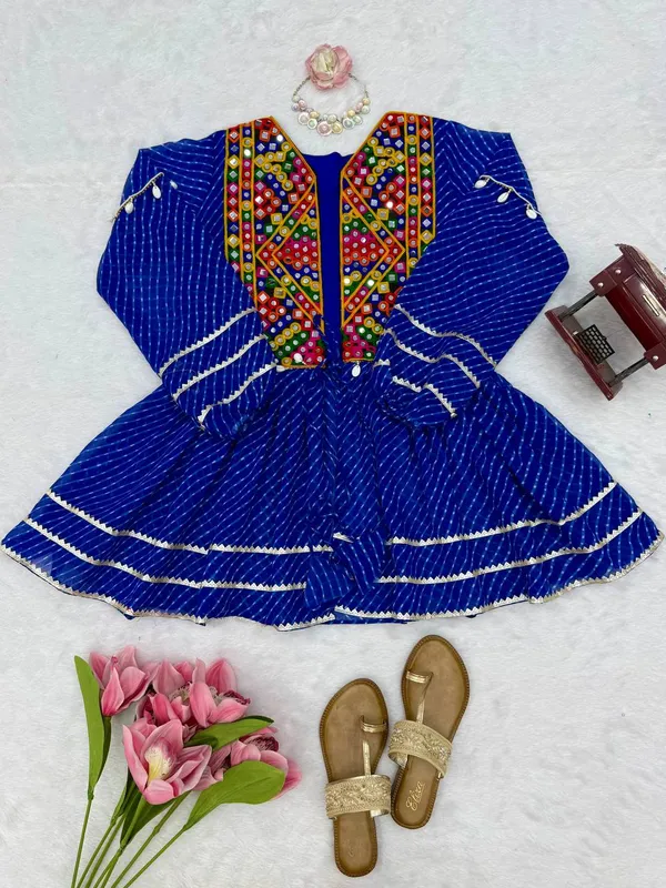 Heavy_Faux_Georgette_Blue_Kurta_Set
