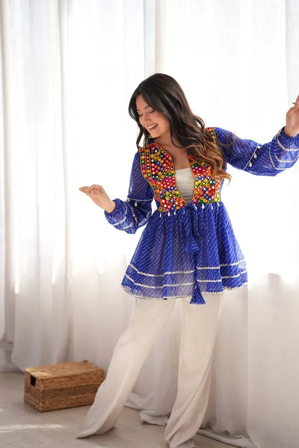 Heavy_Faux_Georgette_Blue_Kurta_Set
