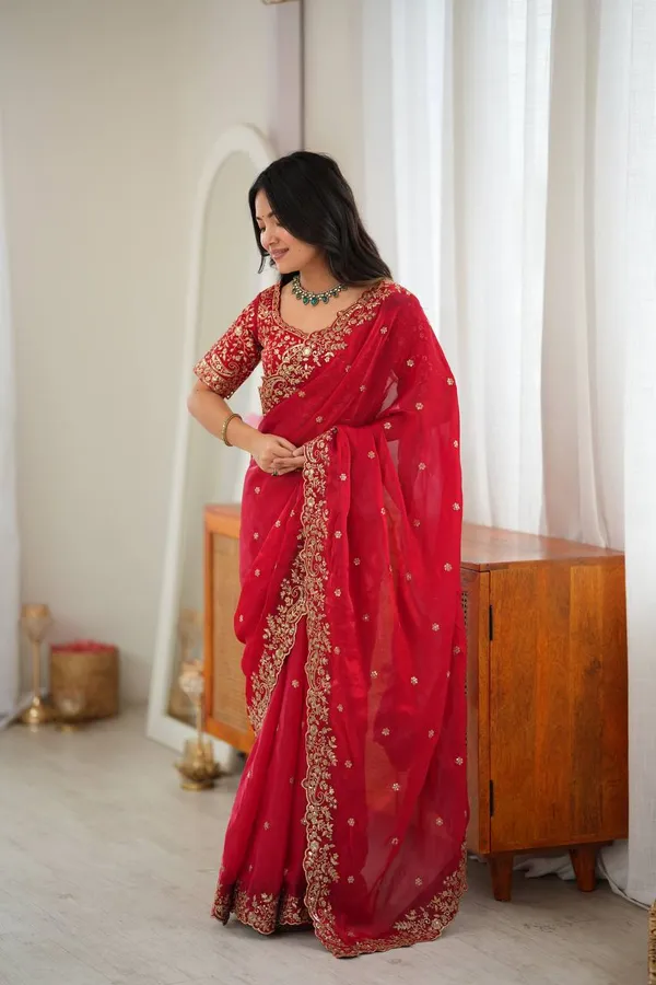 Heavy_Fendy_Silk_Designer_Saree_with_Thread_Sequin_Embroidery_Blouse