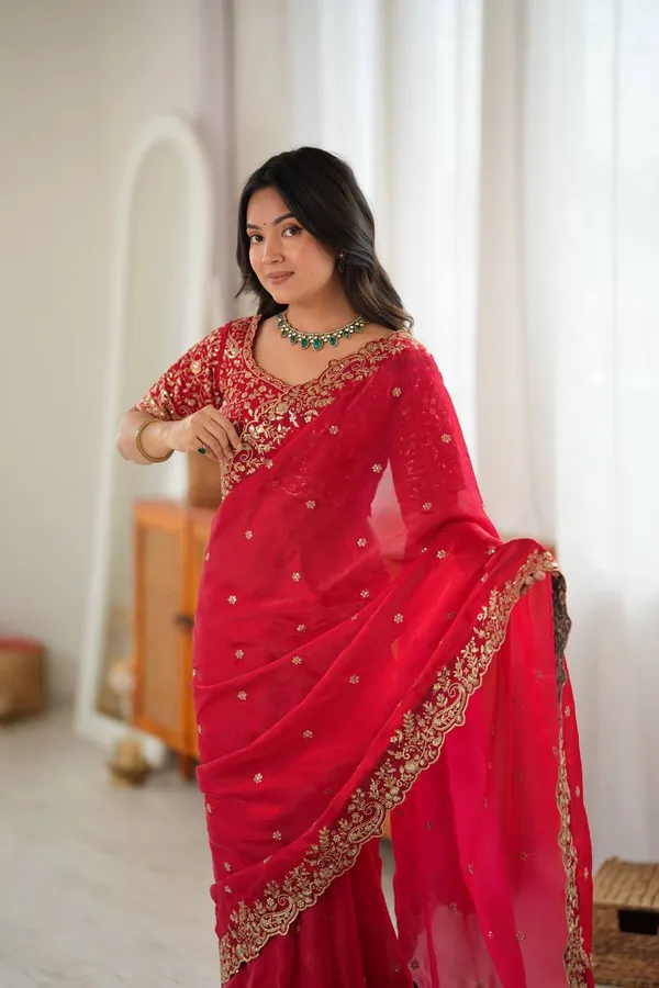 Heavy_Fendy_Silk_Designer_Saree_with_Thread_Sequin_Embroidery_Blouse