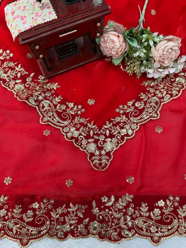 Heavy_Fendy_Silk_Designer_Saree_with_Thread_Sequin_Embroidery_Blouse