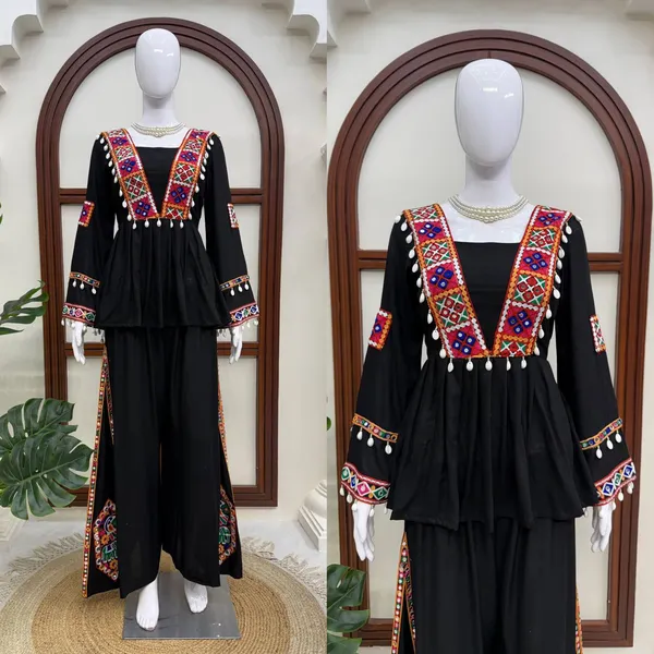 Heavy_Reyon_Silk_Black_Women_Set