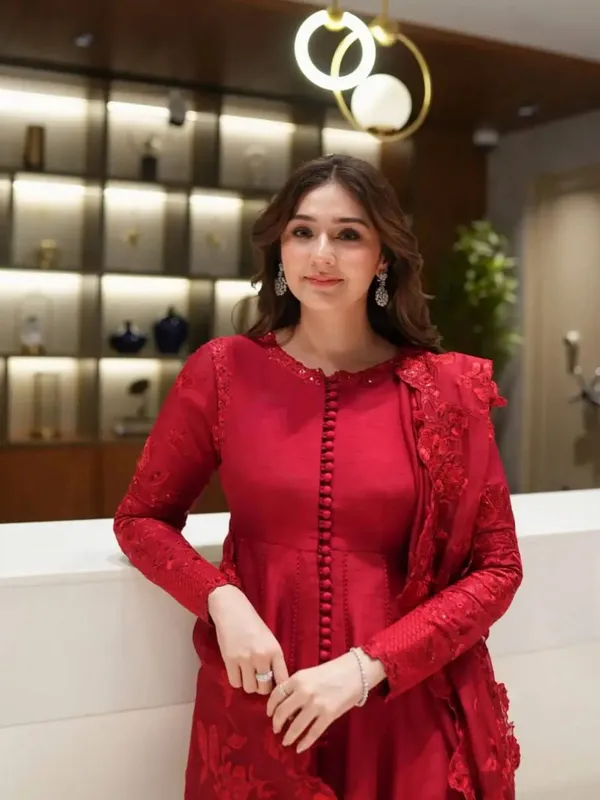 Heavy_Vichitra_Silk_Red_Anarkali_Set