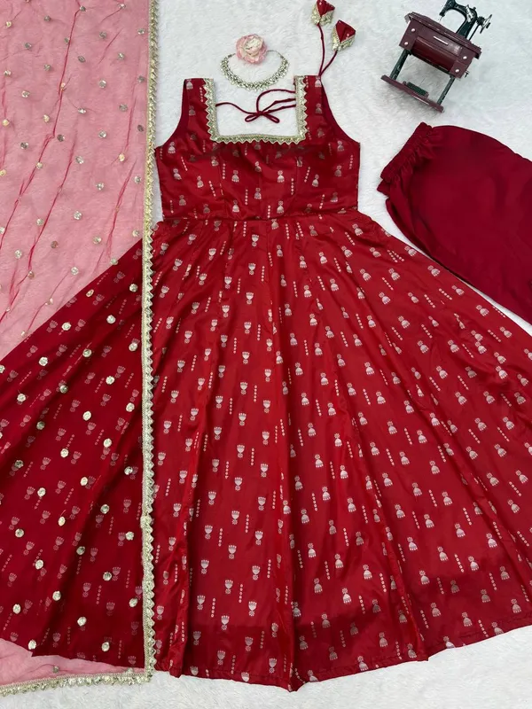 Jacquard_Butti_Red_Anarkali_Set