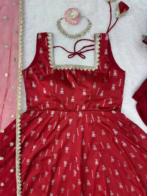 Jacquard_Butti_Red_Anarkali_Set