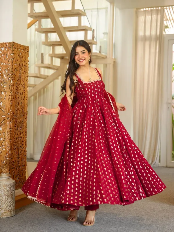 Jacquard_Butti_Red_Anarkali_Set