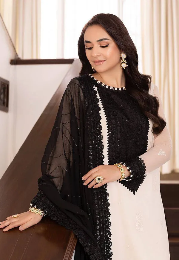 Pakistani_Crepe_Top_Pant_Set_|_For_Women