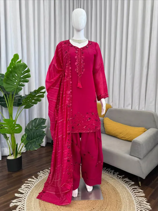 Mul_Chanderi_Designer_Festive_Suit_Set