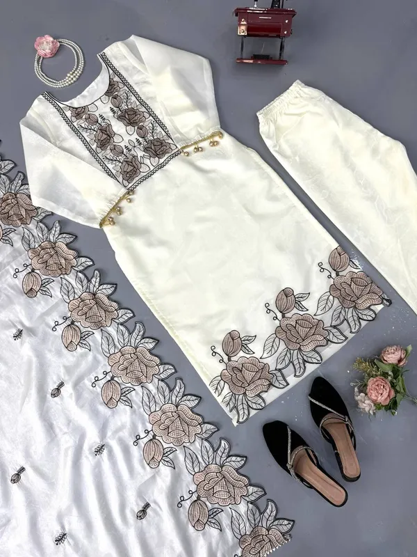 Chanderi_Silk_Premium_Festive_Suit_Set