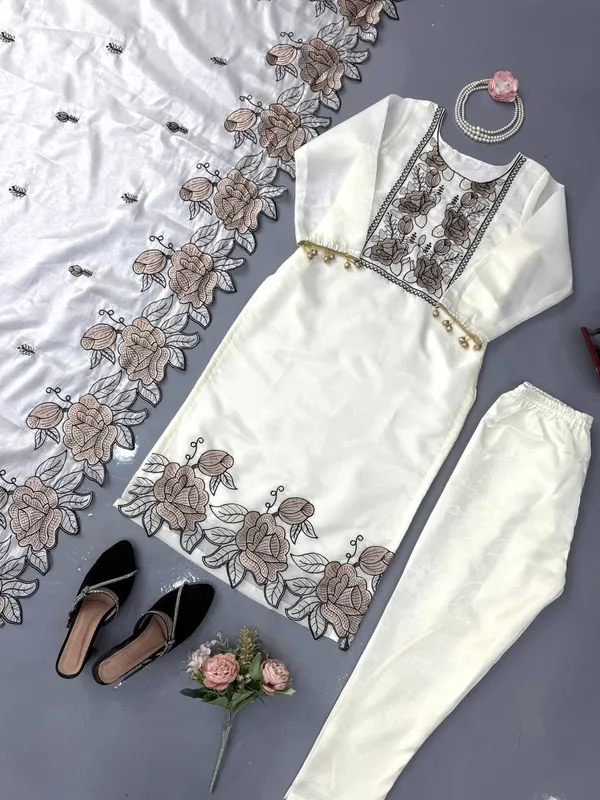 Chanderi_Silk_Premium_Festive_Suit_Set