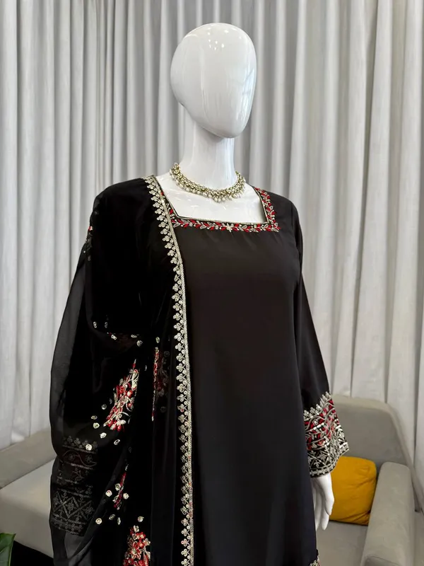 Heavy_Crepe_Traditional_Wedding_Wear_Suit