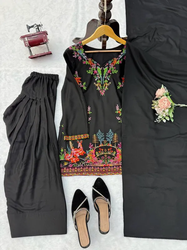 Rayon_Designer_Suit_Dupatta_Set