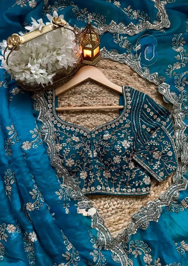 Fendy_Silk_Sequin_Saree_Blouse_Set