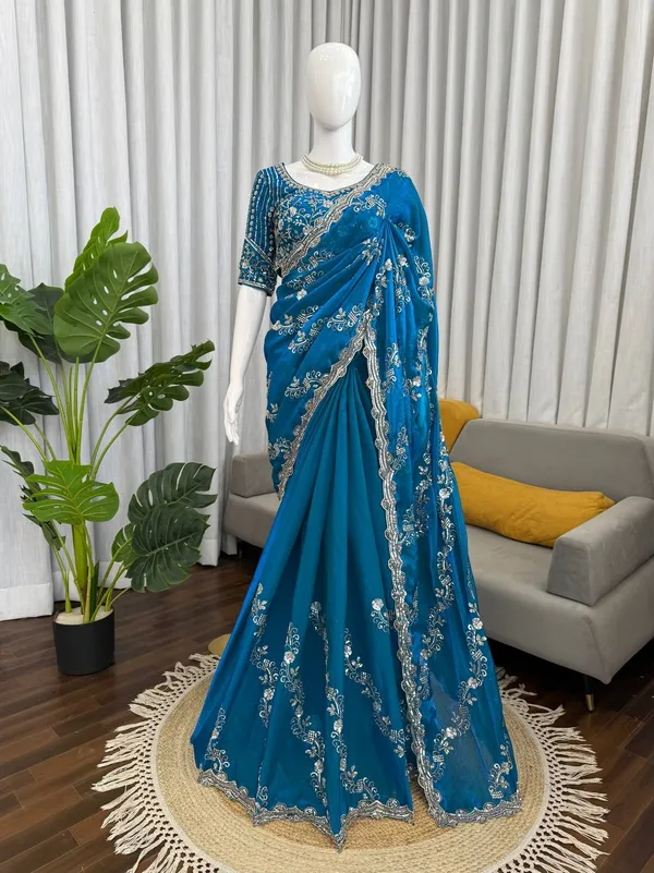 Fendy_Silk_Sequin_Saree_Blouse_Set