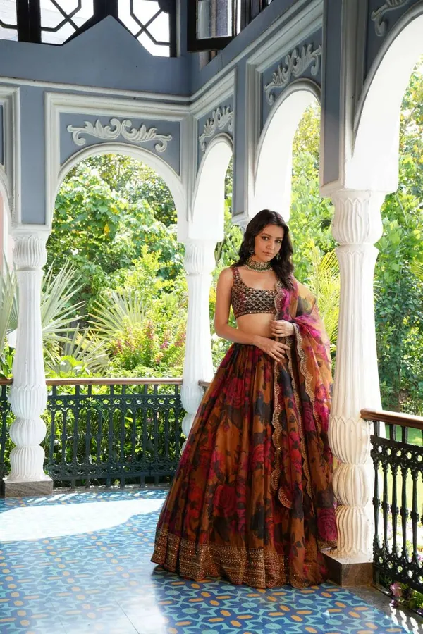 Red_Organza_Lehenga_Choli_For_Women