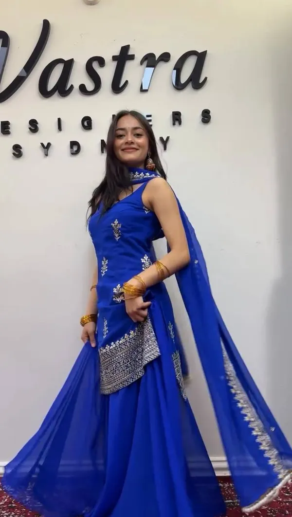 Dark_Blue_Elegant_Design_Faux_Georgette_Kurta_Set_For_Women