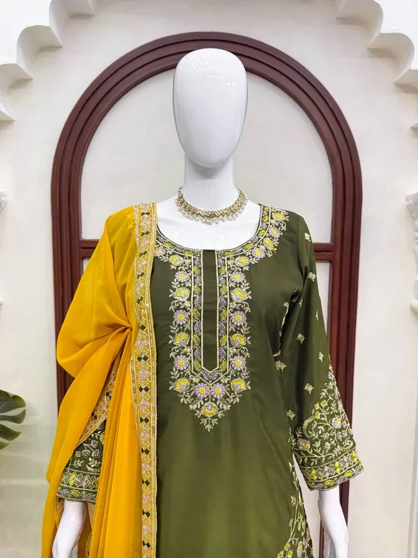 Natural_Crepe_Designer_Suit_Set