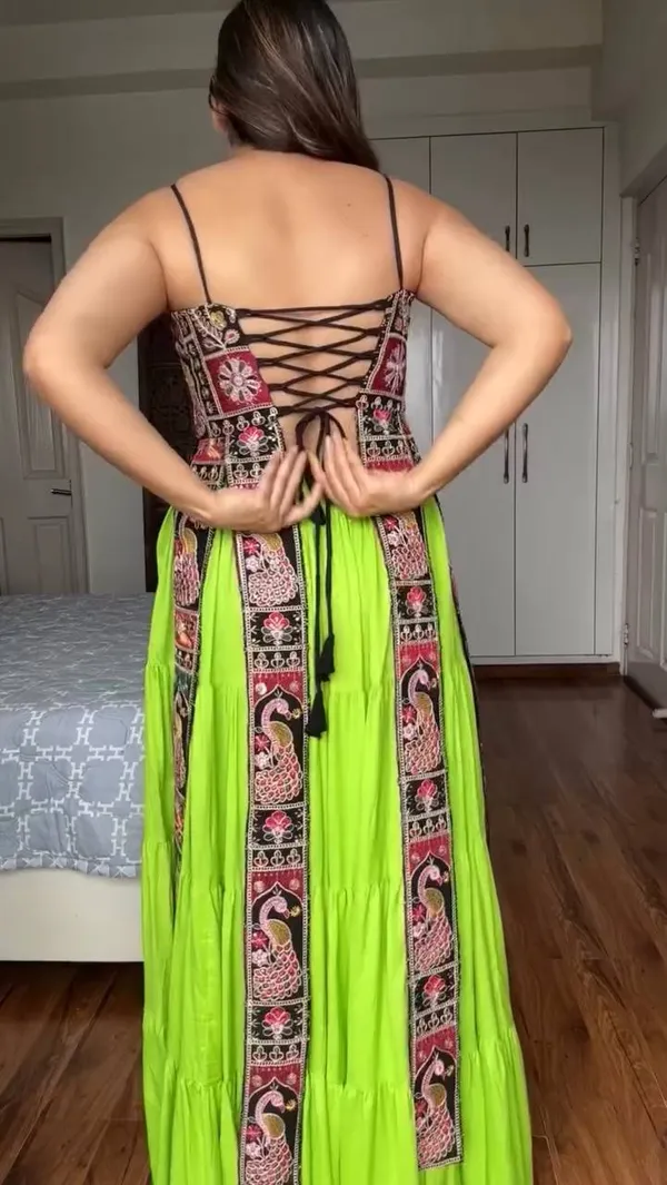 Green_Elegant_3_Piece_Set_Embroidered_Lehenga_Choli_With_Dupatta_For_Women
