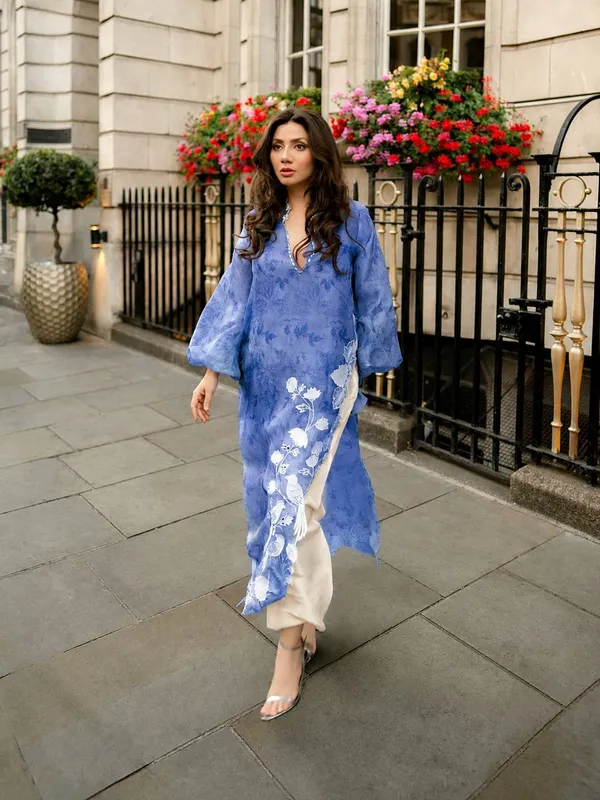 Organza_Blue_Shrug