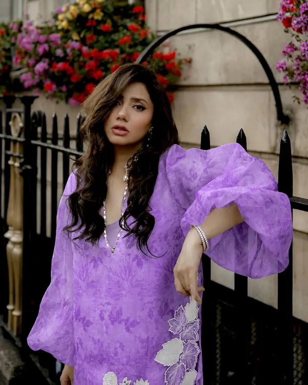 Organza_Digital_Print_Shrug_Set_with_Real_Mirror_Cutwork_and_Rayon_Pant_Purple