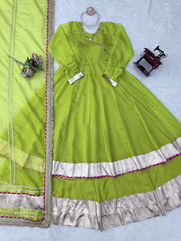 Organza_Silk_Anarkali_Lehenga_Set