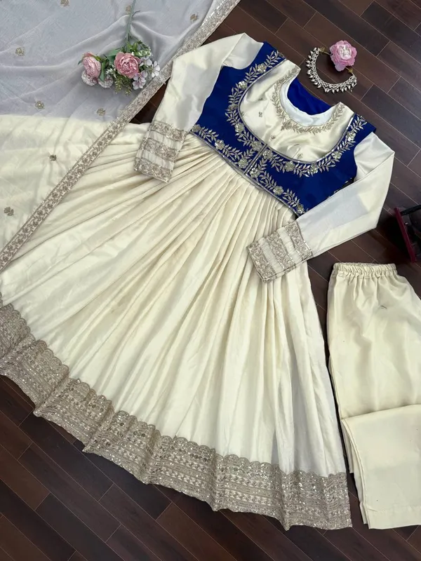 Chinon_Silk_Anarkali_Koti_Set