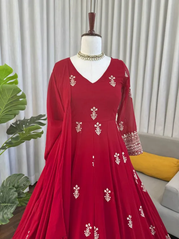 Georgette_Anarkali_Pant_Dupatta_Set
