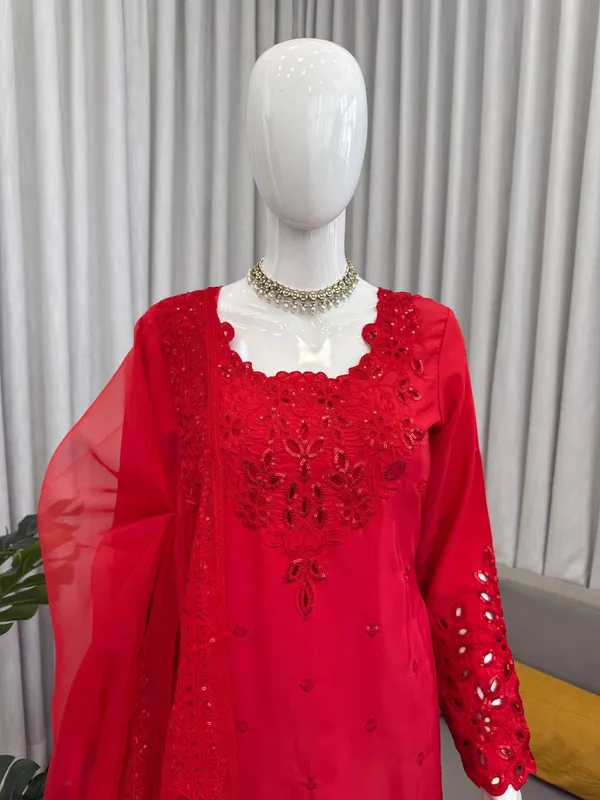 Crepe_Thread_Work_Farshi_Suit_Set