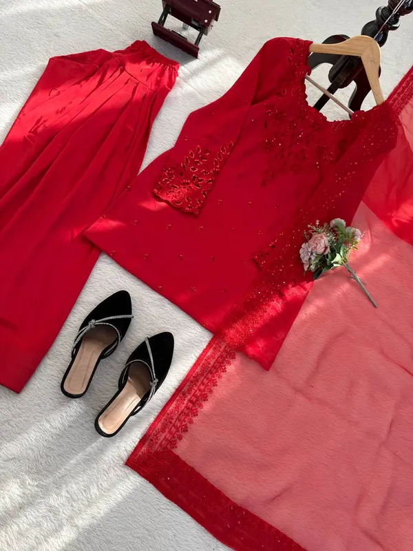 Crepe_Thread_Work_Farshi_Suit_Set