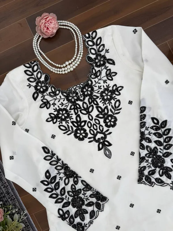 Crepe_Sequin_Thread_Salwar_Suit_Set