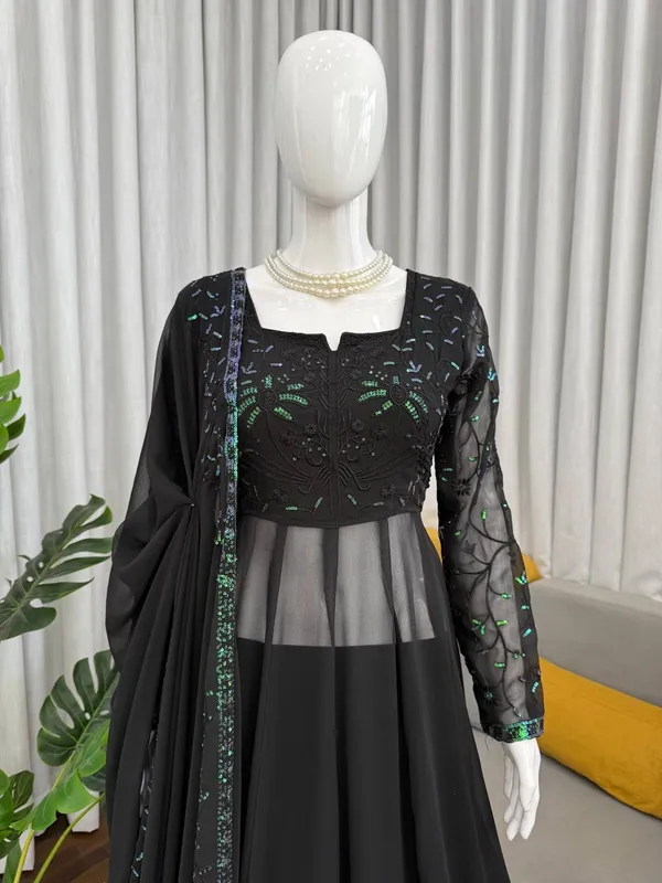Stylish_Designer_Plazo_Suit_Party_Wear
