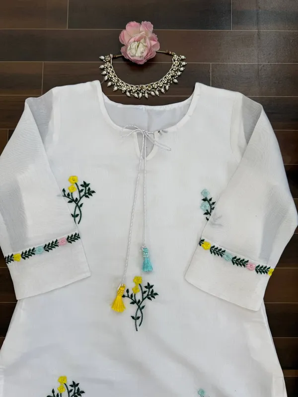 Chanderi_Fabric_Daily_Casual_Wear_Suit