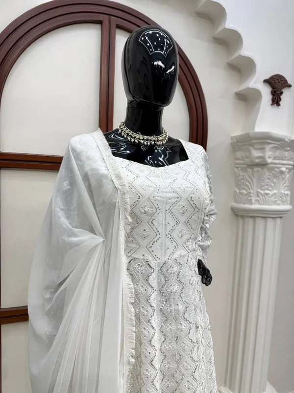 Georgette_Partywear_Gown_Pant_Dupatta_Set