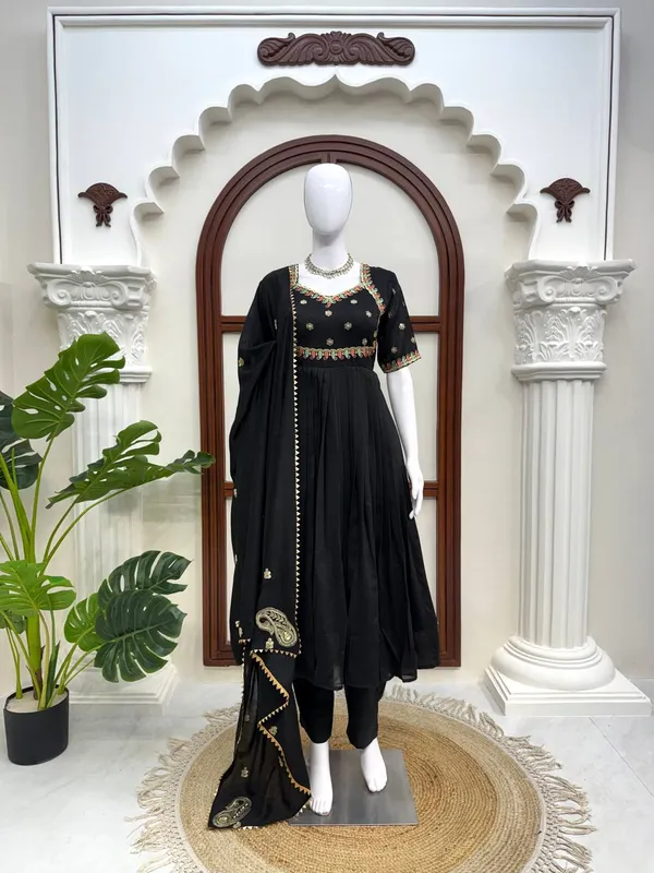 Vichitra_Silk_Designer_Festive_Gown_Set