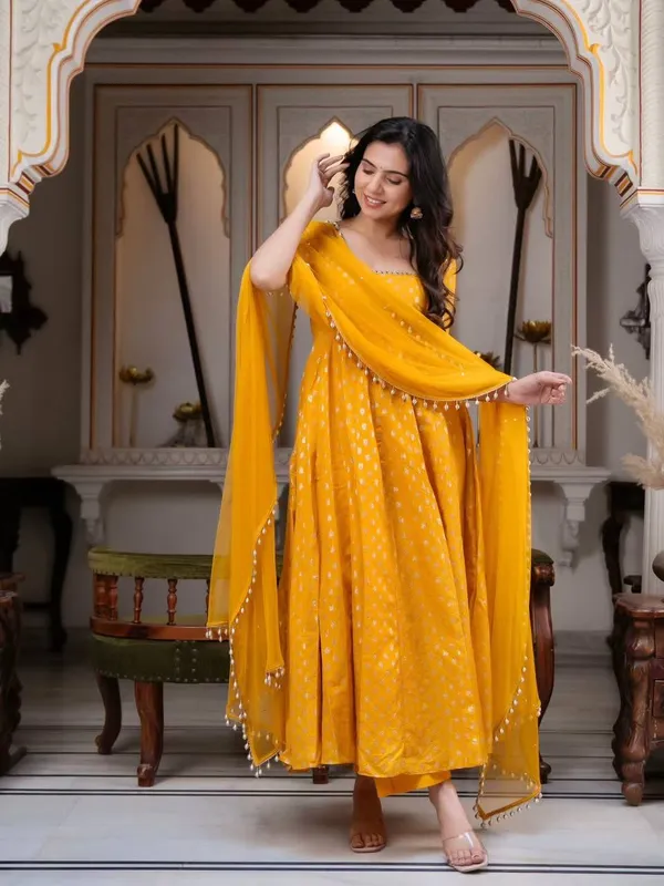 Chanderi_Jacquard_Premium_Anarkali_Dress_Set