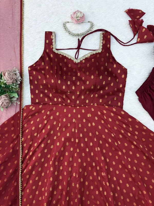 Chanderi_Jacquard_Elegant_Anarkali_Suit_Set