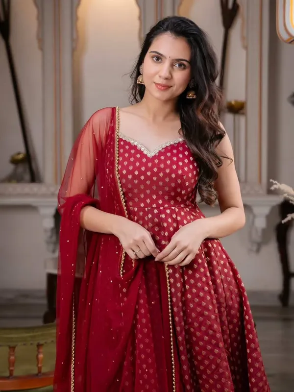 Chanderi_Jacquard_Elegant_Anarkali_Suit_Set
