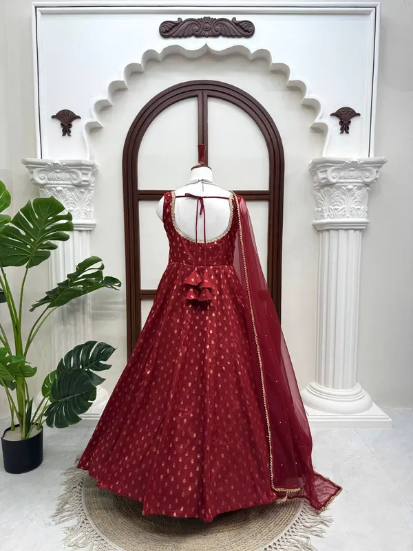 Chanderi_Jacquard_Elegant_Anarkali_Suit_Set