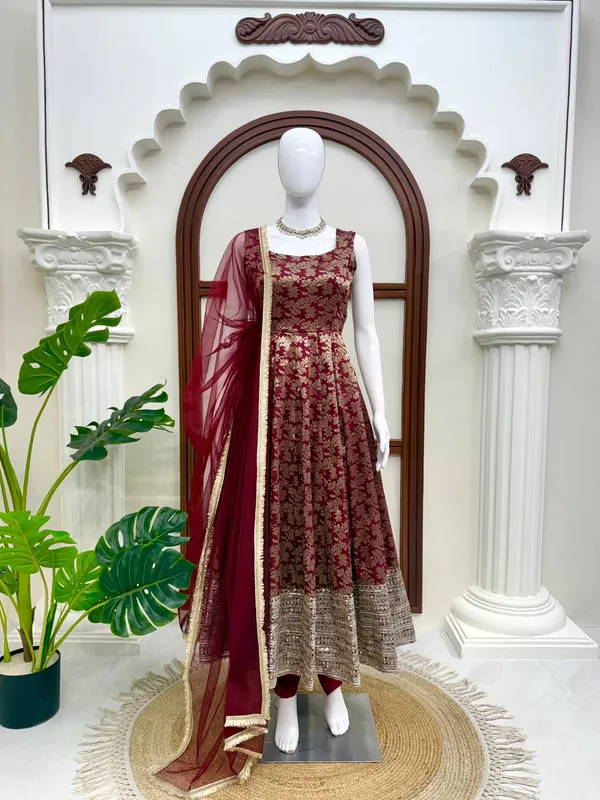 Chanderi_Jacquard_Designer_Party_Wear_Set