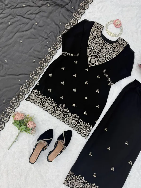 Georgette_Casual_Wear_Designer_Suit_Set