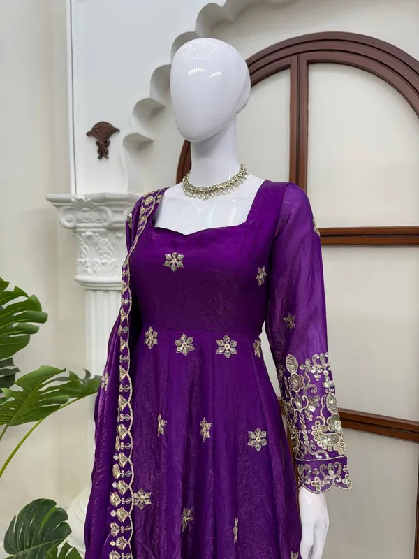 Fendy_Silk_Designer_Anarkali_Pant_Set