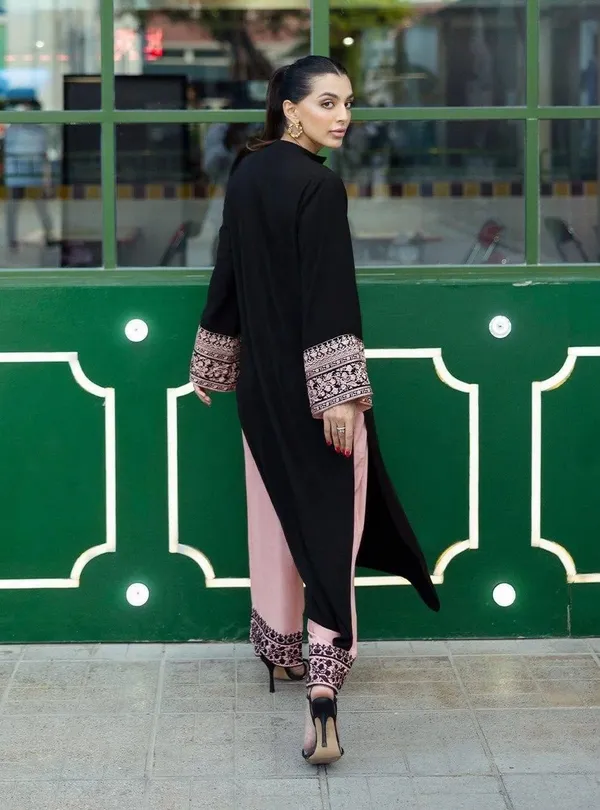 Rayon_Cotton_2_Piece_Set_with_Intricate_Thread_Work_Top_and_Plazo_Black