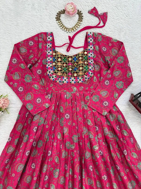 Rayon_Embroidered_Digital_Print_Kurti_for_Women