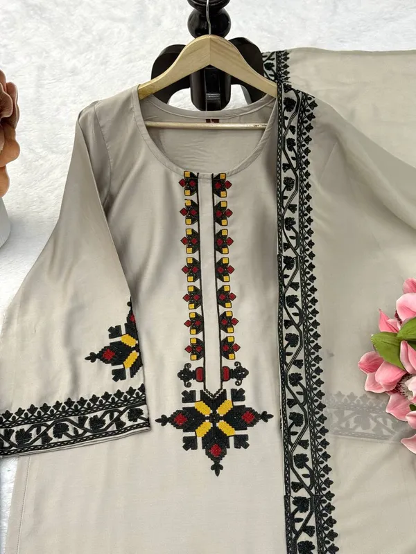 Rayon_Satin_Palazzo_Suit